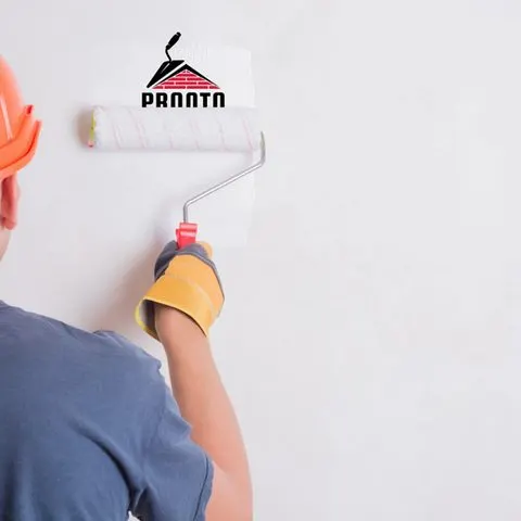Tinteggiatura di una parete interna con rullo